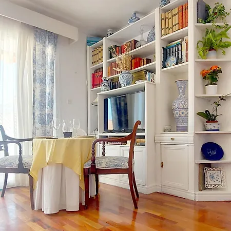 Malagasuite Marmoles Centre Apartment Malaga